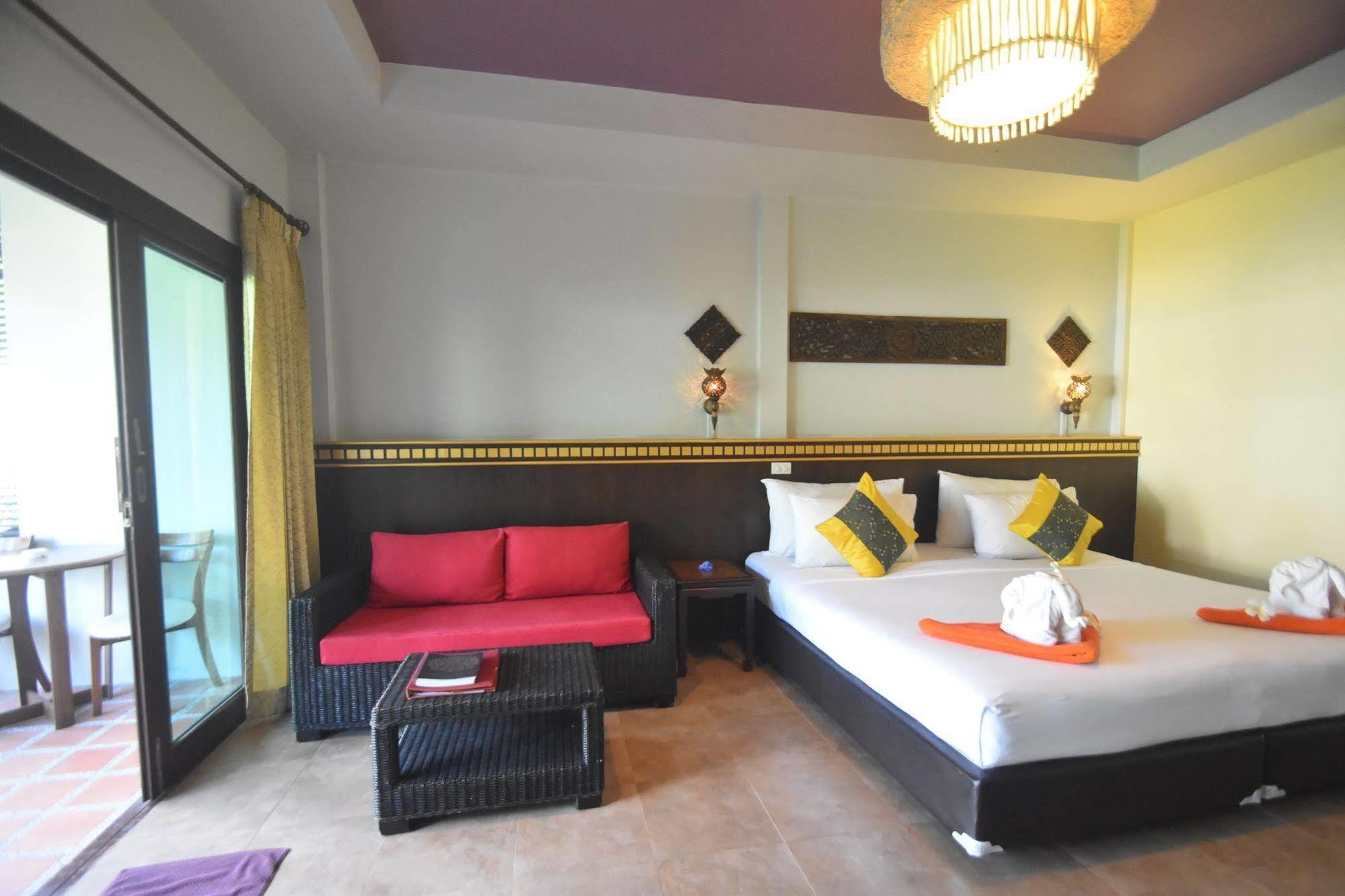 Simple Life Resort Тау Экстерьер фото