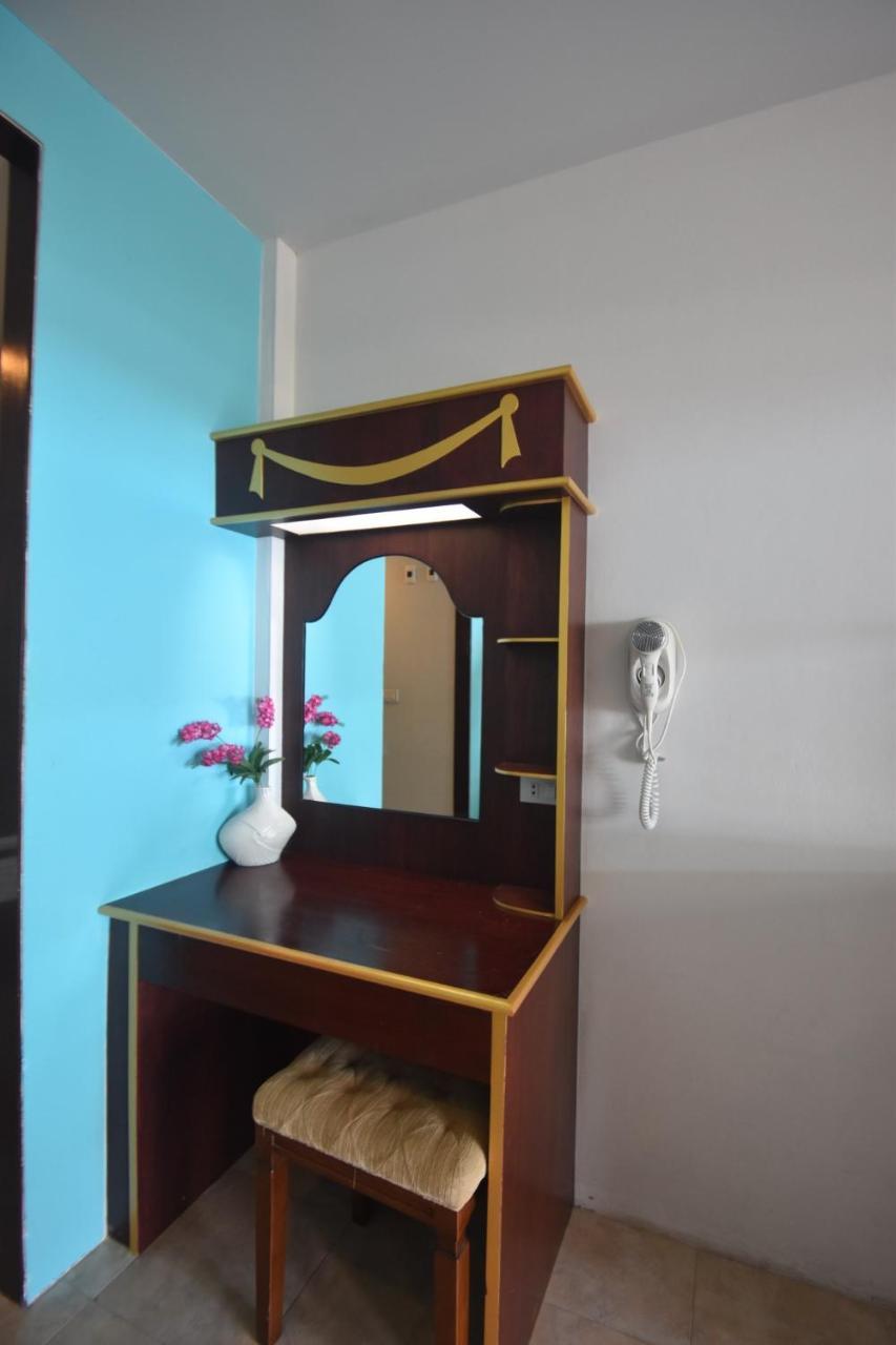 Simple Life Resort Тау Экстерьер фото