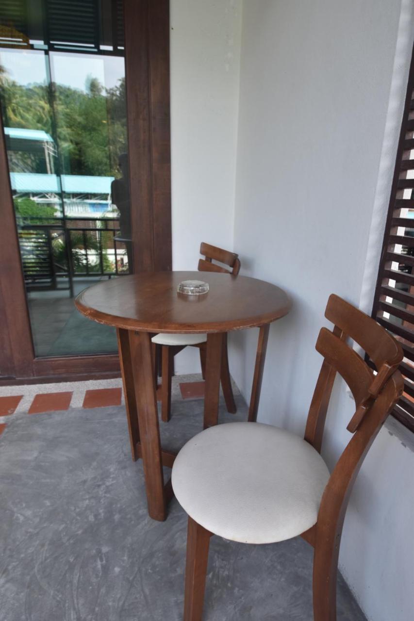 Simple Life Resort Тау Экстерьер фото