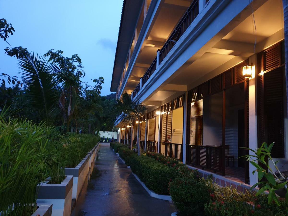 Simple Life Resort Тау Номер фото